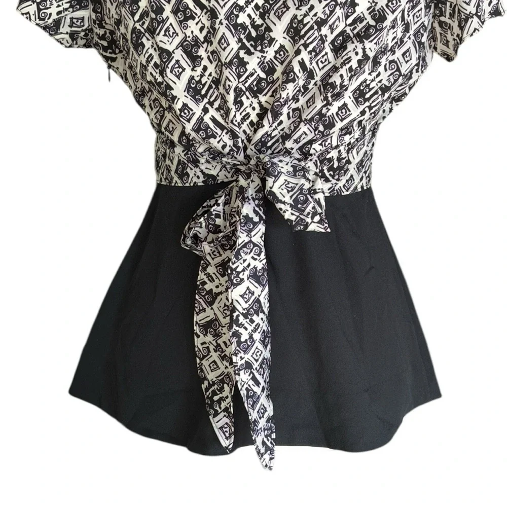 LN Anthropologie Girls From Savoy Black & White Bow Tie Back Peplum Blouse - 4